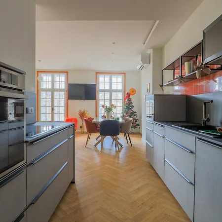 Duplex Colore 6 Personnes Place Des Heros - Vue Beffroi - Centre 公寓 *
