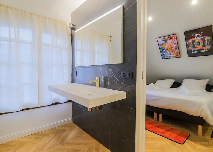 Duplex Coloré 6 Personnes Place Des Héros - Vue Beffroi - Centre