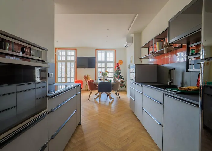 Duplex Coloré 6 Personnes Place Des Héros - Vue Beffroi - Centre Appartamento *